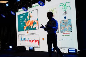 99-250605-141306-corporativna-fotografia-e1750071384153-300x200